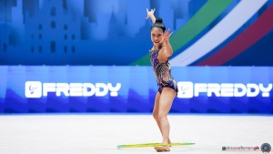 aa q chu megan usa sfe07075 copia simone ferraro ph